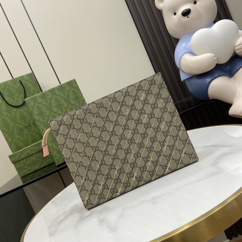 Gucci Clutch Bags